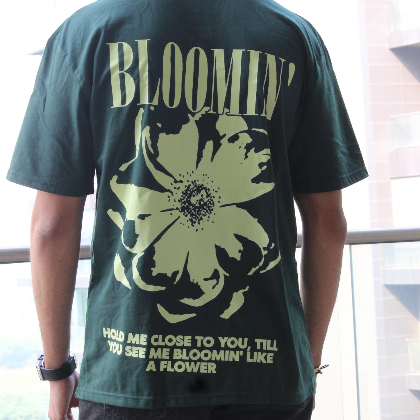 Bloomin’ Oversized Tee