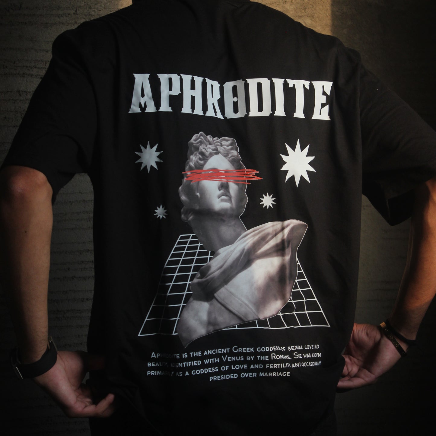 Aphrodite Oversized Tee